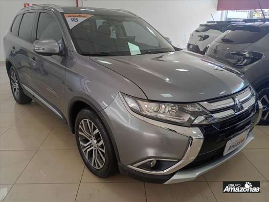 MITSUBISHI-OUTLANDER-2018