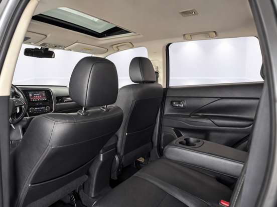 MITSUBISHI-OUTLANDER-2.0 COMFORT 16V GASOLINA 4P AUTOMÁTICO MITSUBISHI-OUTLANDER-2017