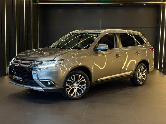 MITSUBISHI OUTLANDER 2.2 4X4 16V DIESEL 4P AUTOMÁTICO