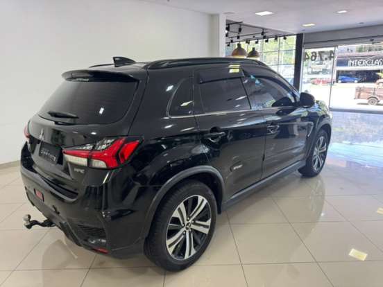 MITSUBISHI-OUTLANDER SPORT-2.0 MIVEC FLEX HPE AUTOMÁTICO MITSUBISHI-OUTLANDER SPORT-2021