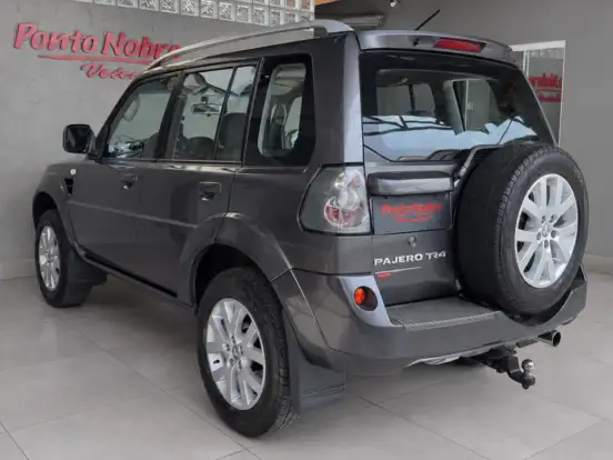 MITSUBISHI-PAJERO-2.5 HD 4X4 8V TURBO INTERCOOLER DIESEL 4P MANUAL MITSUBISHI-PAJERO-2011