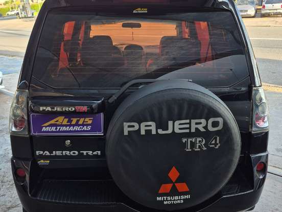 MITSUBISHI-PAJERO-2.5 HD 4X4 8V TURBO INTERCOOLER DIESEL 4P MANUAL MITSUBISHI-PAJERO-2010