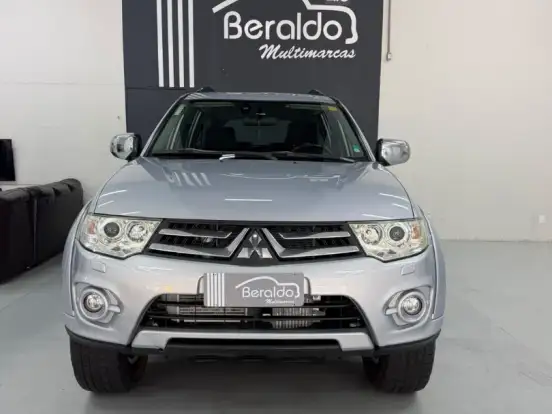 MITSUBISHI-PAJERO DAKAR-3.2 HPE 4X4 7 LUGARES 16V TURBO INTERCOOLER DIESEL 4P AUTOMÁTICO MITSUBISHI-PAJERO DAKAR-2013