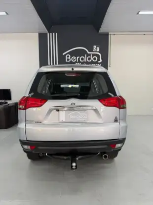MITSUBISHI-PAJERO DAKAR-2013