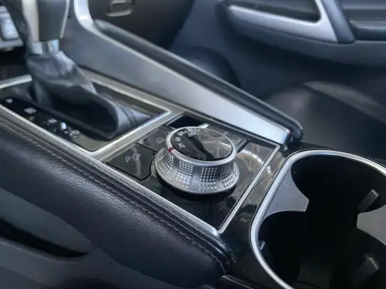 MITSUBISHI-PAJERO SPORT-2022