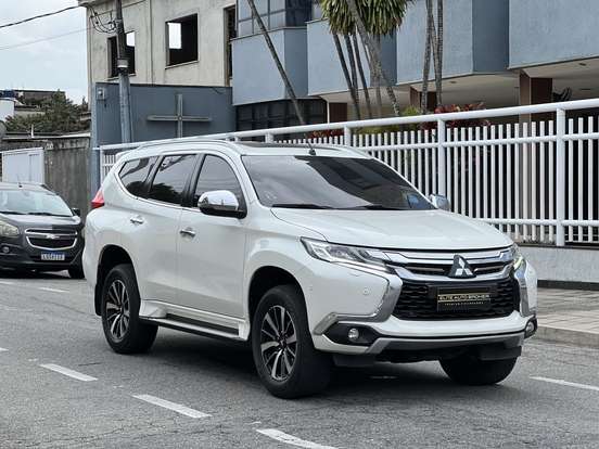 MITSUBISHI-PAJERO SPORT-2.4 16V MIVEC TURBO DIESEL HPE AWD AUTOMÁTICO MITSUBISHI-PAJERO SPORT-2019