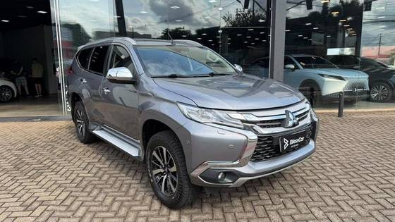 MITSUBISHI PAJERO SPORT 2.4 16V MIVEC TURBO DIESEL HPE AWD AUTOMÁTICO