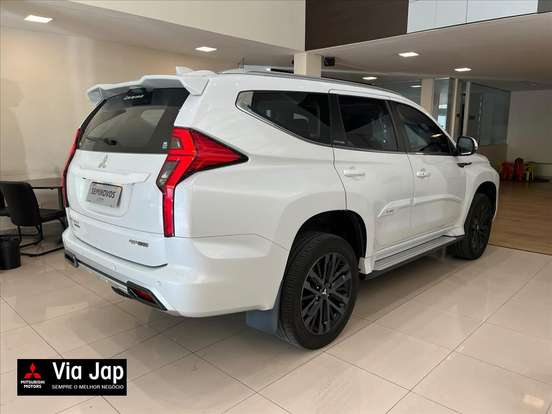MITSUBISHI-PAJERO SPORT-2.4 16V MIVEC TURBO DIESEL LEGEND AWD AUTOMÁTICO MITSUBISHI-PAJERO SPORT-2023