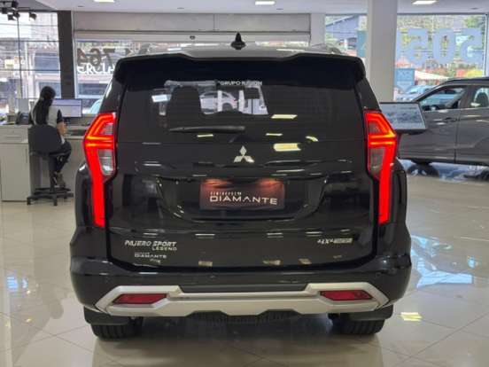MITSUBISHI-PAJERO SPORT-2024