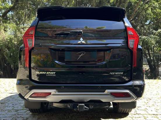 MITSUBISHI-PAJERO SPORT-2024