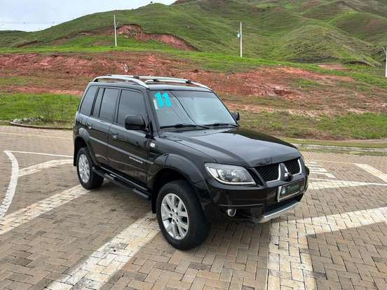 MITSUBISHI-PAJERO TR4-2.0 4X2 16V 140CV FLEX 4P AUTOMÁTICO MITSUBISHI-PAJERO TR4-2011