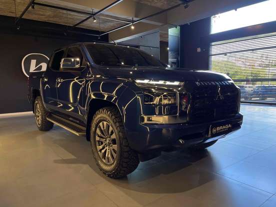 MITSUBISHI-TRITON-2.4 BITURBO DIESEL CD HPE-S 4X4 AUTOMÁTICO MITSUBISHI-TRITON-2025