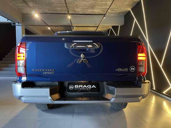 MITSUBISHI-TRITON-2.4 BITURBO DIESEL CD HPE-S 4X4 AUTOMÁTICO MITSUBISHI-TRITON-2025