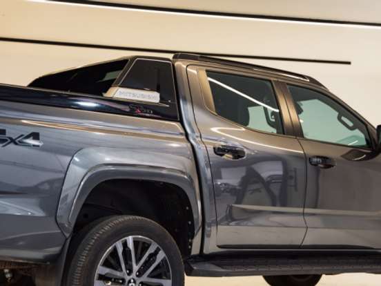 MITSUBISHI-TRITON-2.4 BITURBO DIESEL CD KATANA SR80 4X4 AUTOMÁTICO MITSUBISHI-TRITON-2025