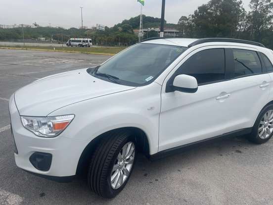 MITSUBISHI-ASX-2015