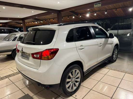 MITSUBISHI-ASX-2016