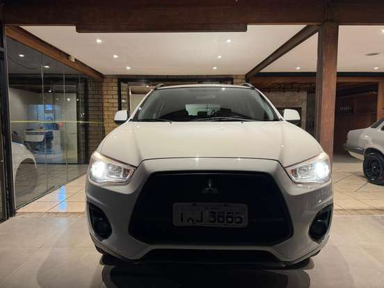 MITSUBISHI-ASX-2016