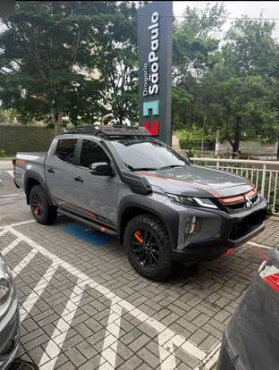 MITSUBISHI-L200 TRITON-2023