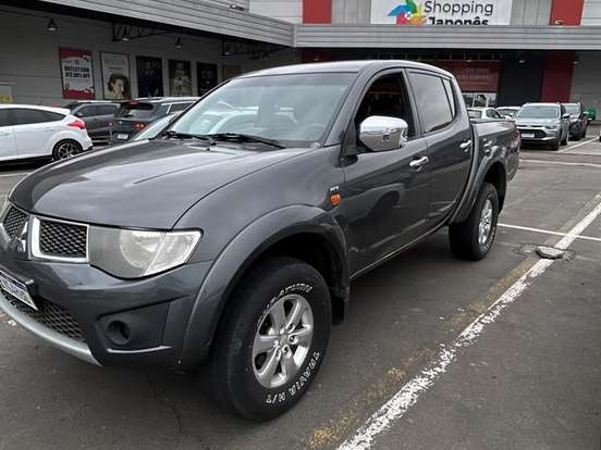 MITSUBISHI-L200 TRITON-3.5 HPE 4X4 CD V6 24V FLEX 4P AUTOMÁTICO MITSUBISHI-L200 TRITON-2011