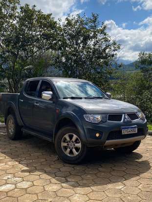 MITSUBISHI-L200 TRITON-2011