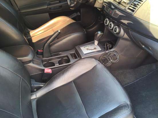 MITSUBISHI-LANCER-2.0 16V GASOLINA 4P AUTOMÁTICO MITSUBISHI-LANCER-2013