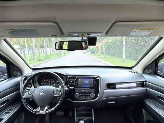 MITSUBISHI-OUTLANDER-2.0 16V GASOLINA 4P AUTOMÁTICO MITSUBISHI-OUTLANDER-2016