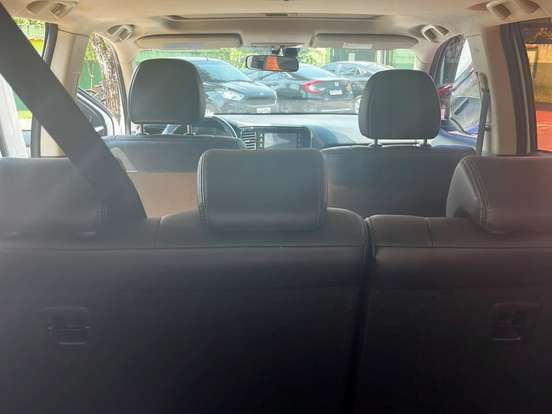 MITSUBISHI-OUTLANDER-2.0 16V GASOLINA 4P AUTOMÁTICO MITSUBISHI-OUTLANDER-2014