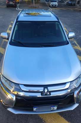 MITSUBISHI-OUTLANDER-2.0 16V GASOLINA 4P AUTOMÁTICO MITSUBISHI-OUTLANDER-2015