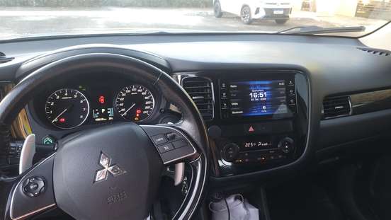 MITSUBISHI-OUTLANDER-2015