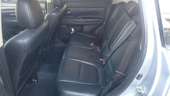 MITSUBISHI-OUTLANDER-2.0 16V GASOLINA 4P AUTOMÁTICO MITSUBISHI-OUTLANDER-2015