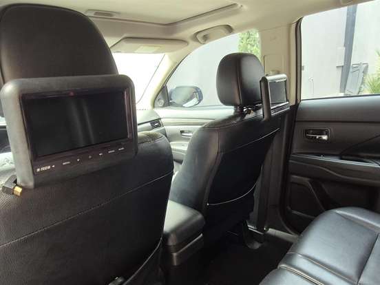 MITSUBISHI-OUTLANDER-2.0 16V GASOLINA 4P AUTOMÁTICO MITSUBISHI-OUTLANDER-2015