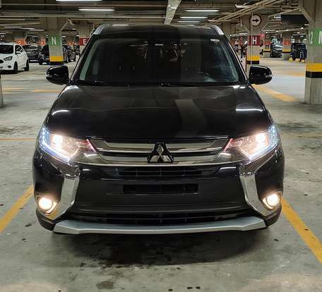 MITSUBISHI-OUTLANDER-2018