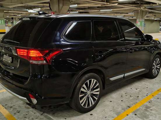 MITSUBISHI-OUTLANDER-2.0 COMFORT 16V GASOLINA 4P AUTOMÁTICO MITSUBISHI-OUTLANDER-2018