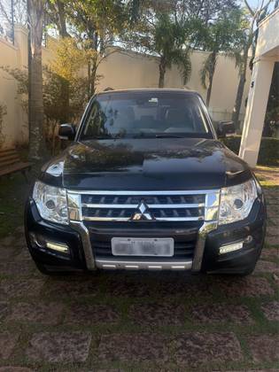 MITSUBISHI PAJERO 3.2 HPE 4X4 7 LUGARES 16V TURBO INTERCOOLER DIESEL 4P AUTOMÁTICO