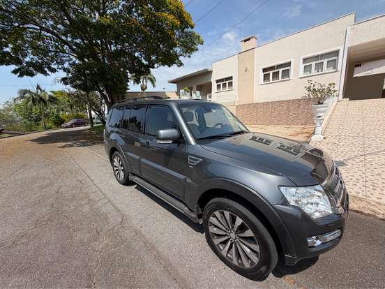 MITSUBISHI-PAJERO-3.2 HPE 4X4 7 LUGARES 16V TURBO INTERCOOLER DIESEL 4P AUTOMÁTICO MITSUBISHI-PAJERO-2018