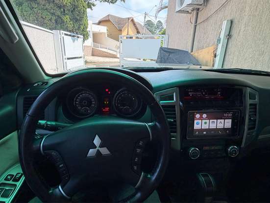 MITSUBISHI-PAJERO-2018