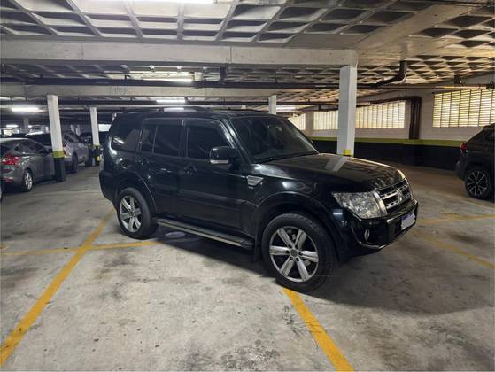 MITSUBISHI PAJERO FULL 3.8 HPE 4X4 V6 24V GASOLINA 4P AUTOMÁTICO