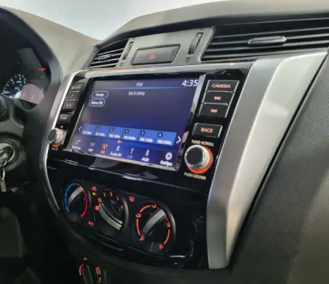 NISSAN-FRONTIER-2022