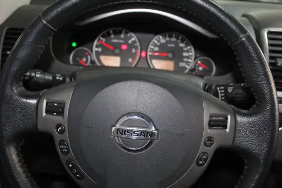 NISSAN-FRONTIER-2016