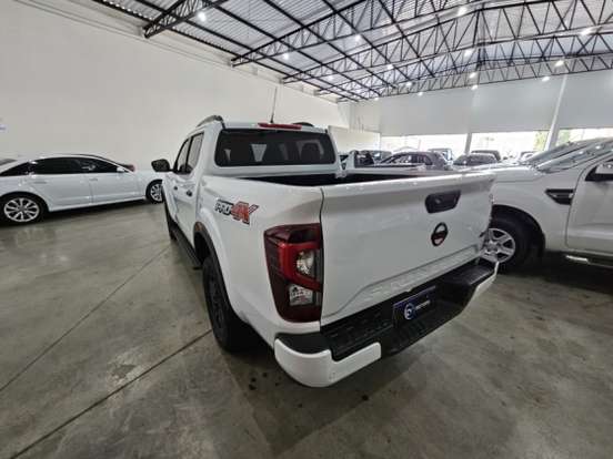 NISSAN-FRONTIER-2.3 16V TURBO DIESEL PRO4X CD 4X4 AUTOMÁTICO NISSAN-FRONTIER-2023