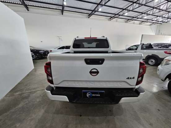 NISSAN-FRONTIER-2023
