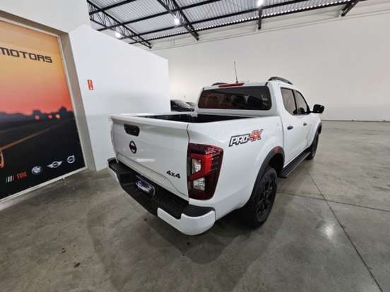NISSAN-FRONTIER-2023