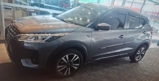 NISSAN-KICKS-2023