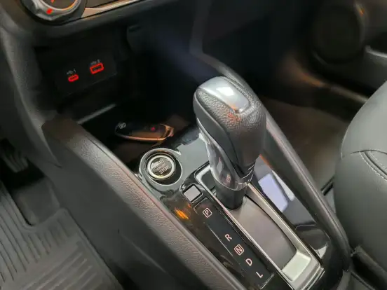 NISSAN-KICKS-2024