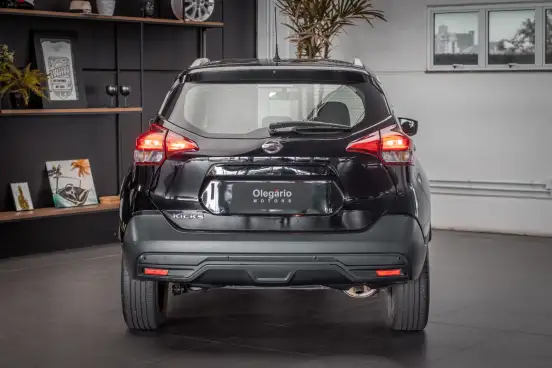 NISSAN-KICKS-2018