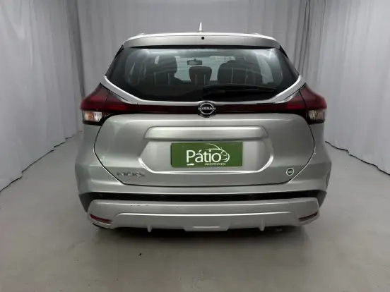 NISSAN-KICKS-2022