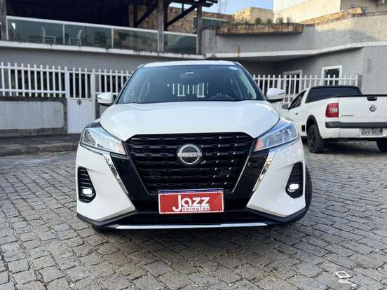 NISSAN-KICKS-2023