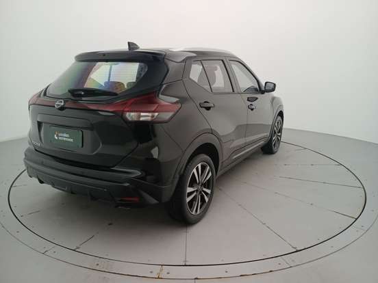 NISSAN-KICKS-2024
