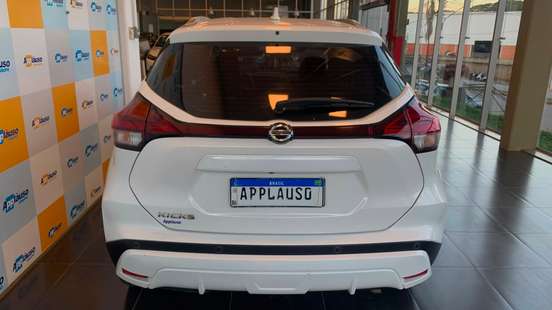 NISSAN-KICKS-2021