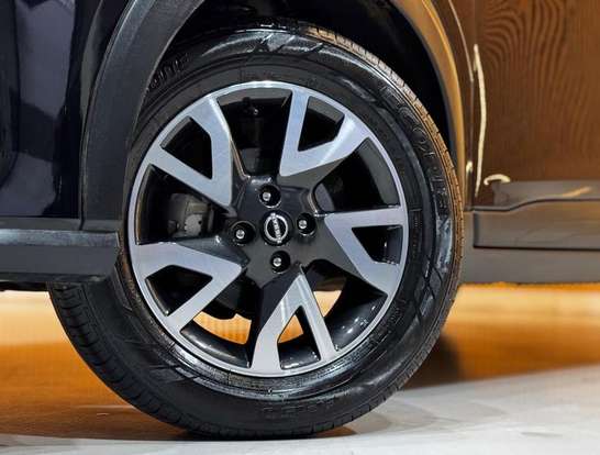 NISSAN-KICKS-2022